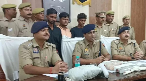   पड़ोसी की कमाई देख आ गया था लालच, लूट के मामले में पकड़ा गया ग्राम प्रधान का बेटा