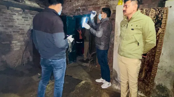 ग्राम बलिया पश्चिमी: युवक ने कमरे में छत के कुंडे से फांसी लगाकर जान दी 